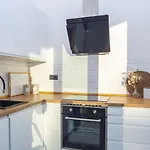 Apartment Royal Luxury With Private Infinity Pool, Hydromassage Area & Fireplace *