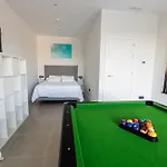 Royal Luxury With Private Infinity Pool, Hydromassage Area & Fireplace *