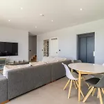 Apartment Royal Luxury With Private Infinity Pool, Hydromassage Area & Fireplace Jerez de la Frontera