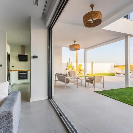 Lightbooking Jerez Montecastillo * Jerez de la Frontera