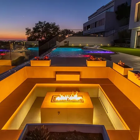 Appartement Royal Luxury With Private Infinity Pool, Hydromassage Area & Fireplace Jerez de la Frontera