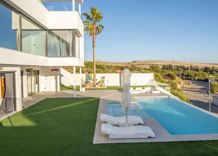 Apartment Royal Luxury Apartment With Private Infinity Pool, Hydromassage Area & Fireplace