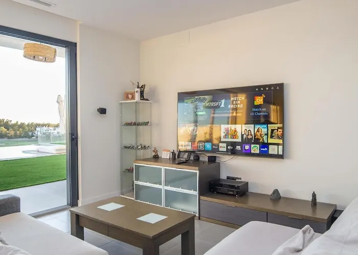 Royal Luxury Apartment With Private Infinity Pool, Hydromassage Area & Fireplace *