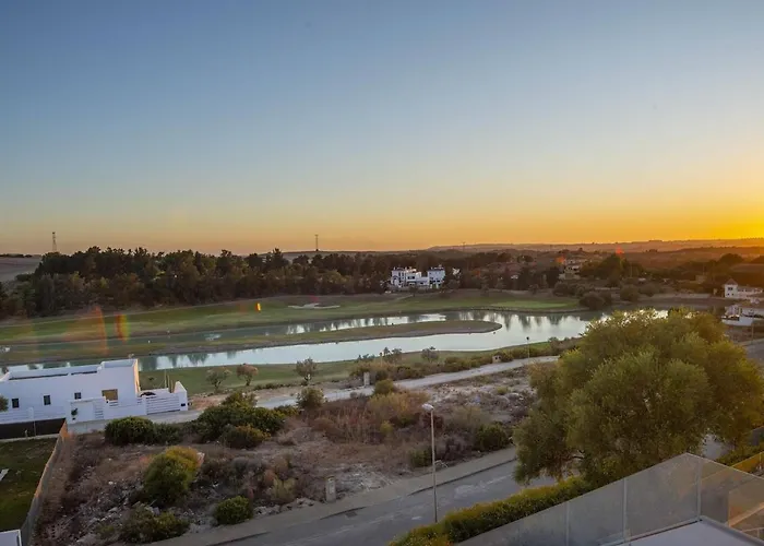 Lightbooking Jerez Montecastillo *