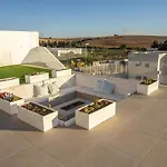 Royal Luxury With Private Infinity Pool, Hydromassage Area & Fireplace