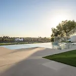 Royal Luxury With Private Infinity Pool, Hydromassage Area & Fireplace Διαμέρισμα Χέρεζ