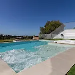 Royal Luxury With Private Infinity Pool, Hydromassage Area & Fireplace Διαμέρισμα