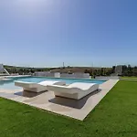 Royal Luxury With Private Infinity Pool, Hydromassage Area & Fireplace Διαμέρισμα