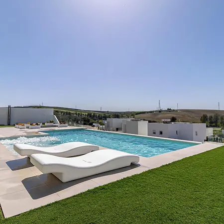 Apartment Royal Luxury With Private Infinity Pool, Hydromassage Area & Fireplace